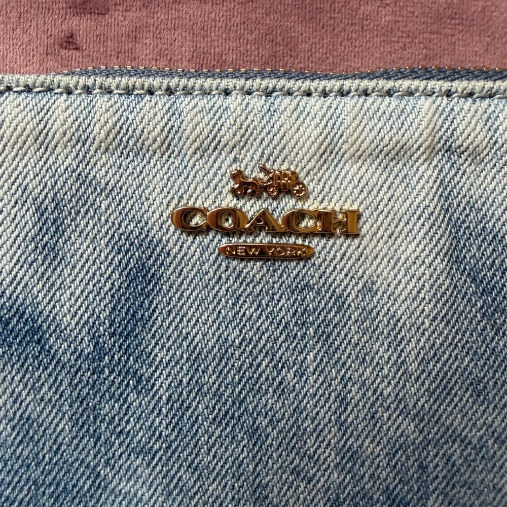 Coach Corner Zip Wristlet In Loved Denim  with Charms - Picture 3 of 4